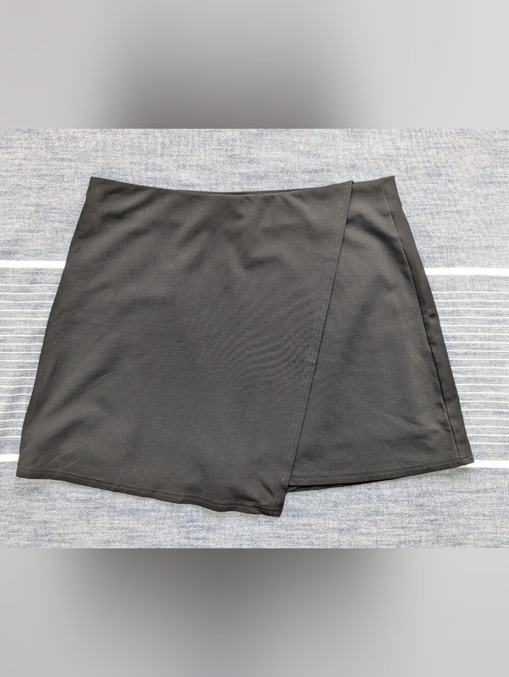 American Eagle Black Cotton Skirt (Skort)